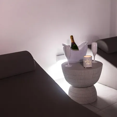 Izabela Santorini 5* Εμπορειό