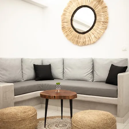 Izabela Santorini 5*