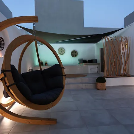 Izabela Santorini Ξενοδοχείο 5*