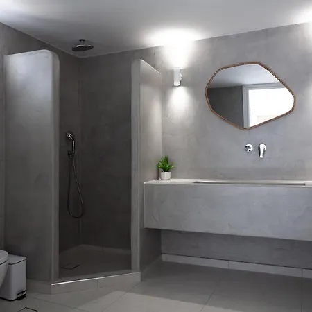 Izabela Santorini Hotel 5*