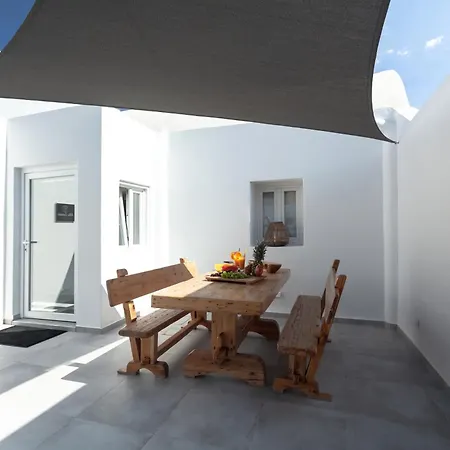 Ξενοδοχείο Izabela Santorini 5*