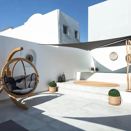 Izabela Santorini Hotel 5*