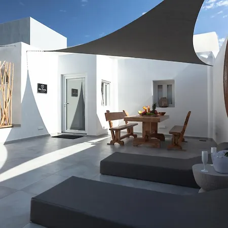 Izabela Santorini Ξενοδοχείο Εμπορειό