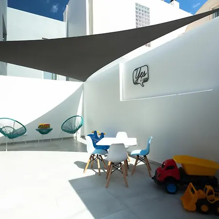 Izabela Santorini Hotel