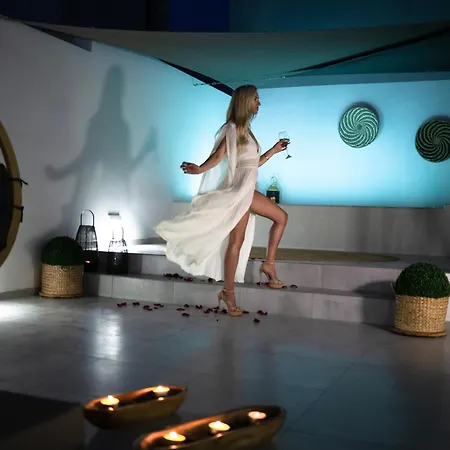 Izabela Santorini 5* Εμπορειό